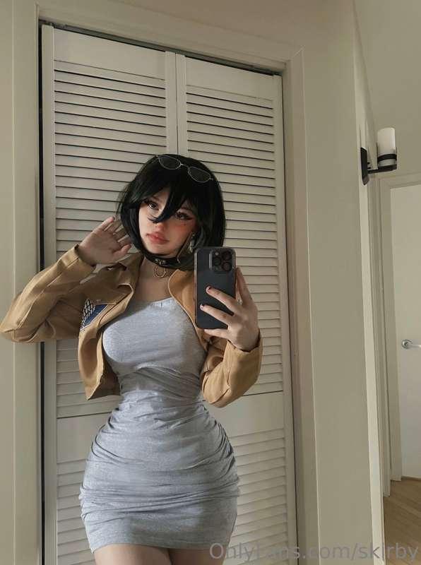 Mikasa showing off her ass (merry christmas)