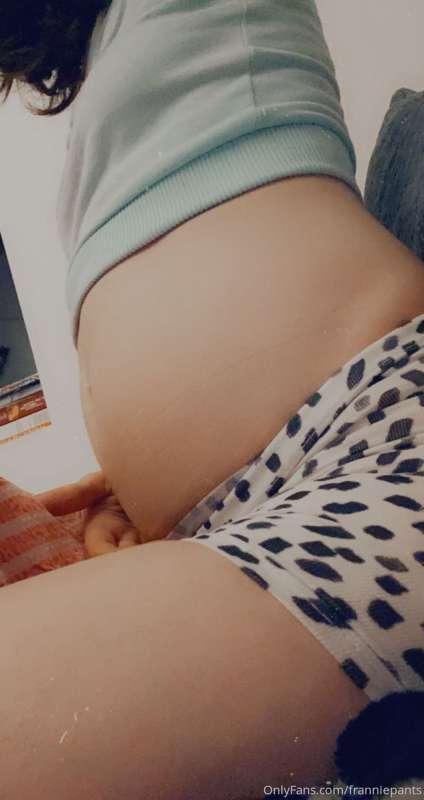 This belly’s about to consume a huge amount more 🥛 🐄 I can’t..