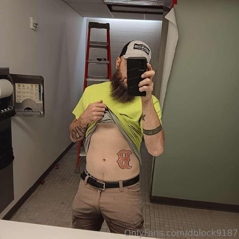 What's up everyone? My name is Warren, and I'm willing to do..