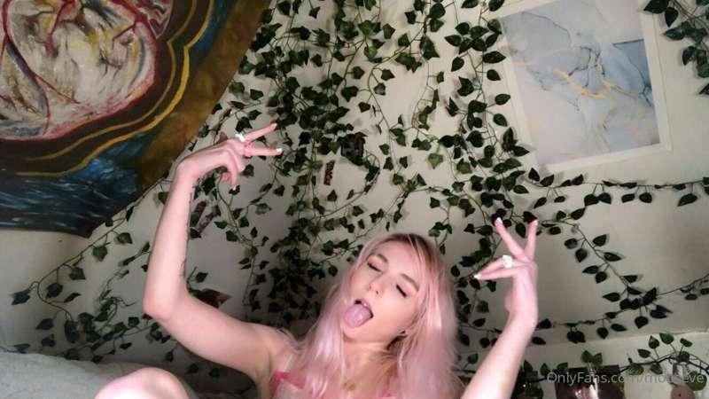 excitedd for mi birthdayyy come hangout with mee hehehhe

ht..