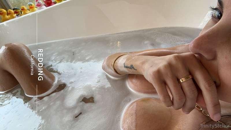 You know you want to see all of me sexy!