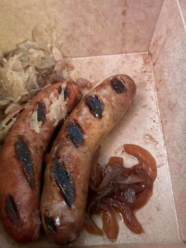 2 weiners 1 box....