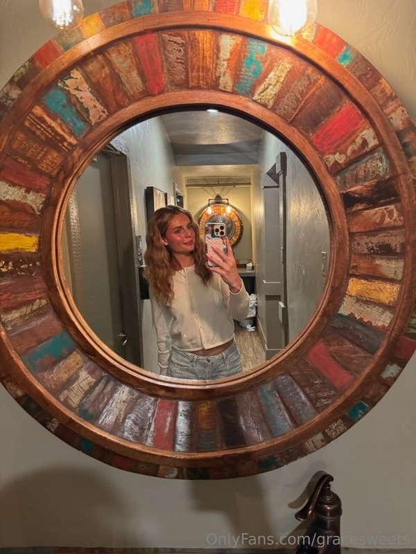 Time check 🕰️mirror selfie for you babe