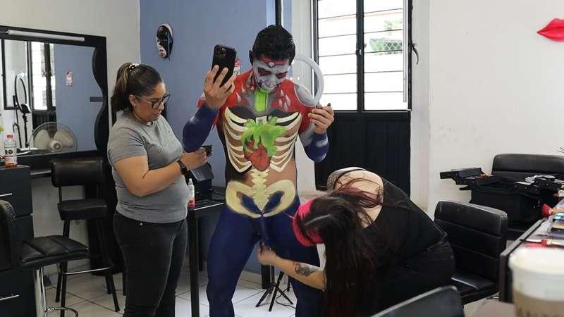Raw | Valentine's body paint time lapse