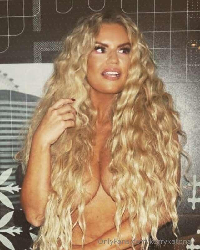 kerrykatona7 image #0