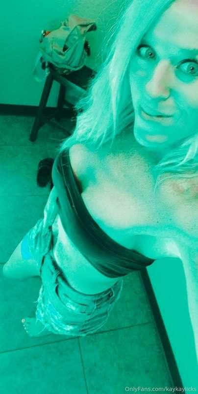 Happy Friday babes! 💋