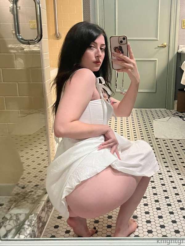 sundress season 🌼 message me on @knightgfvip for more hehe 🫶