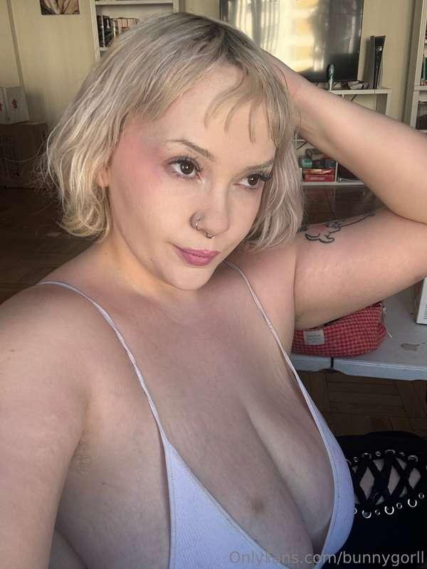 live went so will! hit our goal of $600! gonna use a fuck ma..