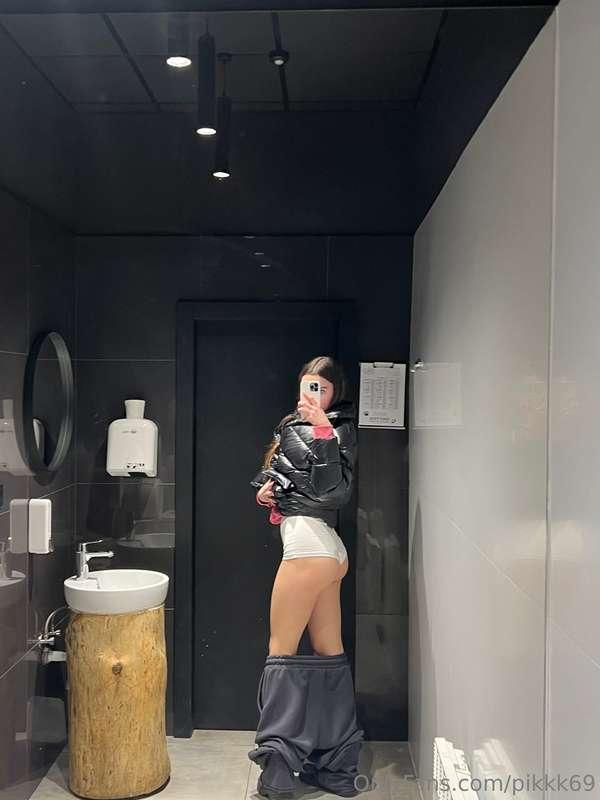 pikkk69 image #0
