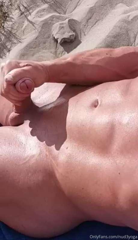 Join me for a wanking and edging session on the nudist beach