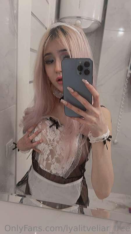 Do you want to hug me from behind 💦