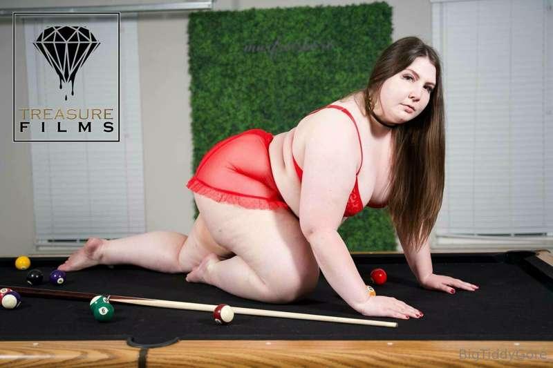 @Treasure_Films is the sweet, naughty slut you’ve been cravi..