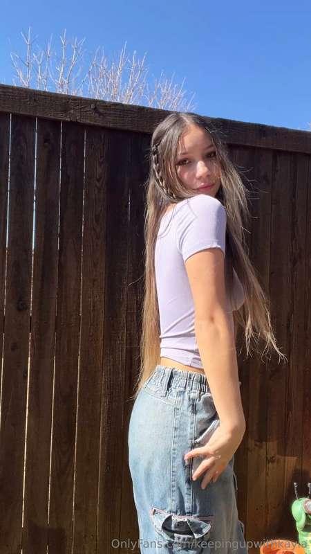 Sun-kissed and my happy place 😽