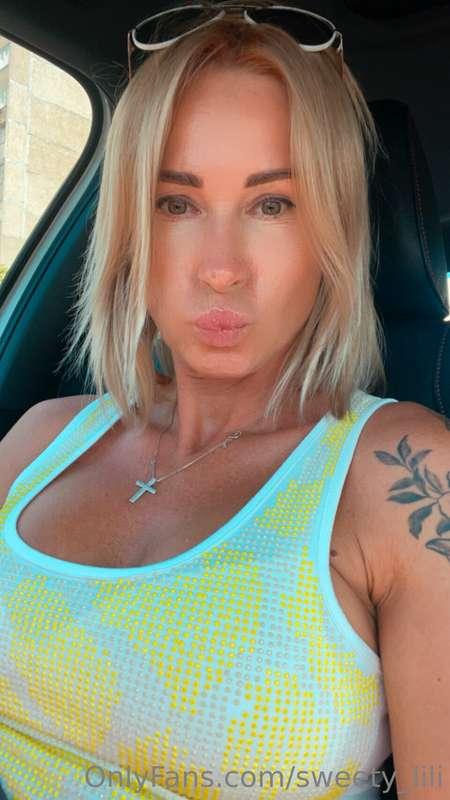 I'm sending you tender kisses on such a gloomy day😇💋 and I w..