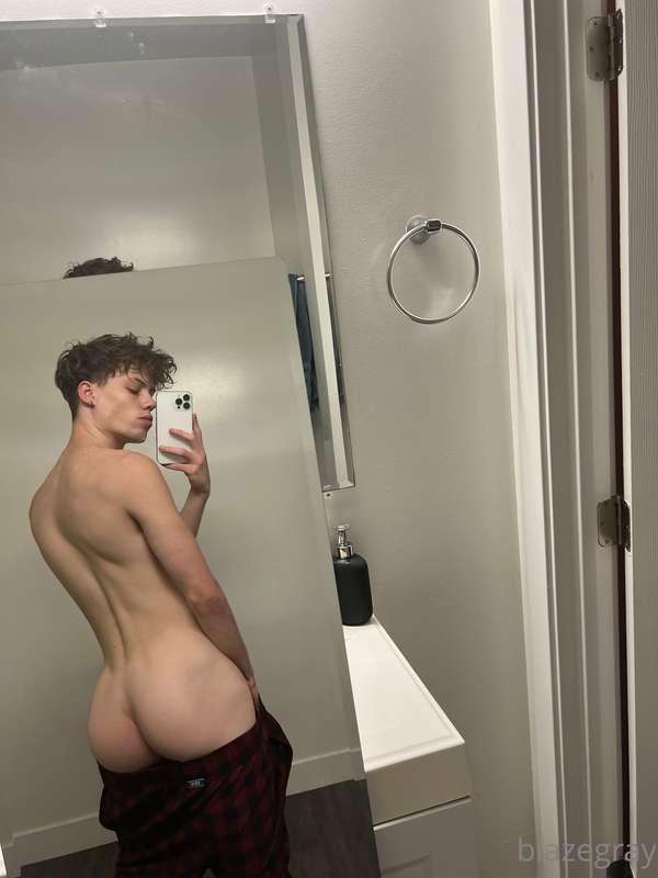 give it to me 😳