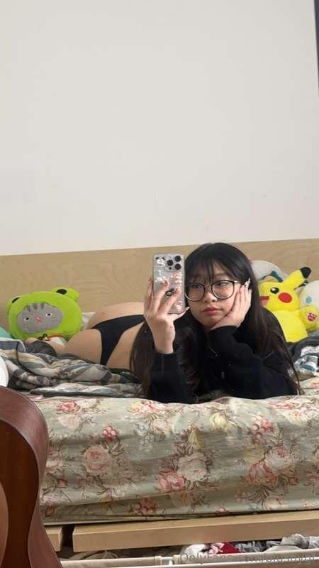 bored wanna come join 🥺?