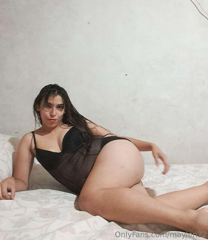 I just woke up and I'm very horny😏🔥