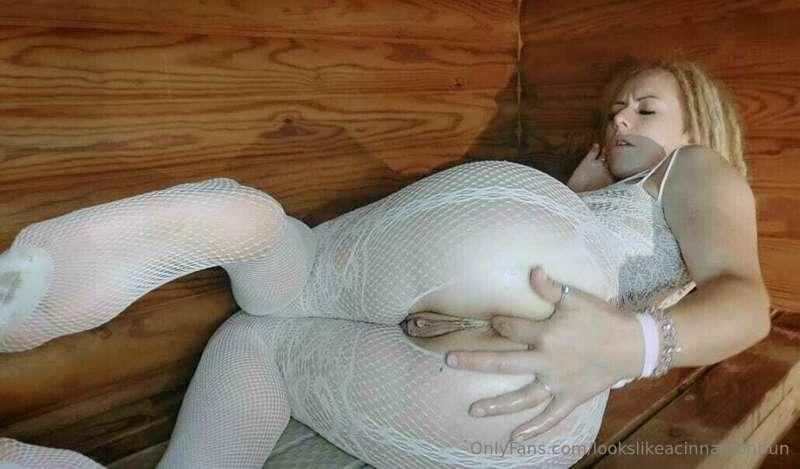 lookslikeacinnamonbun image #1