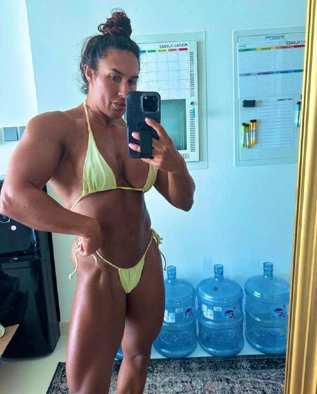 Fitness-Flexing-Fucking 💪 🏋️‍♀️ Dom Goddess @nancee123 𝕄𝕦𝕤𝕔𝕝..