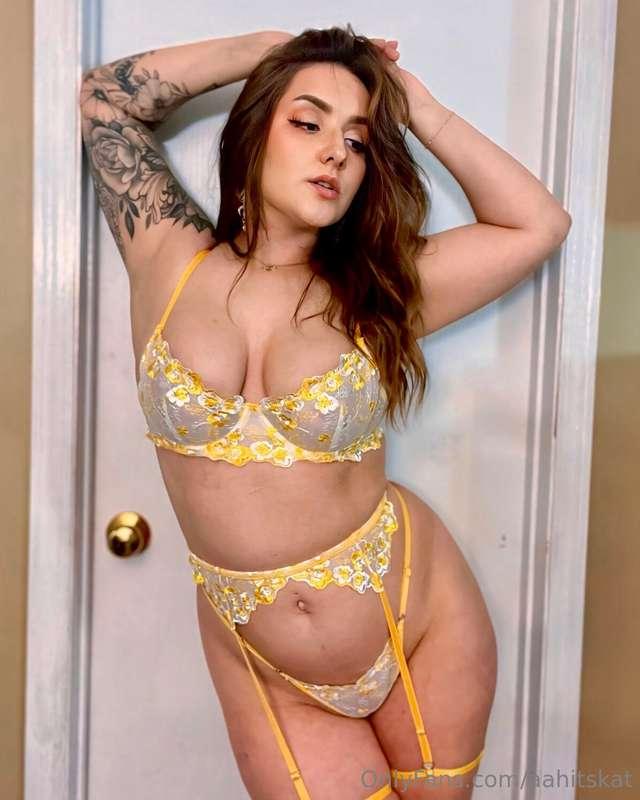 Little piece of sunshine for your Sunday ✨☀️🍯
