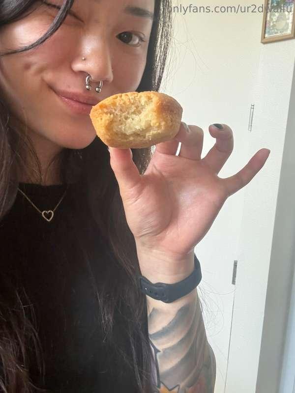 MOCHI MUFFINS!!! come take a bite! omg these were so heavenl..