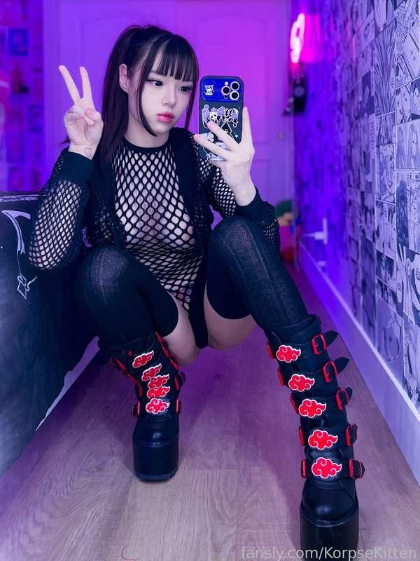 korpsekitten image #4