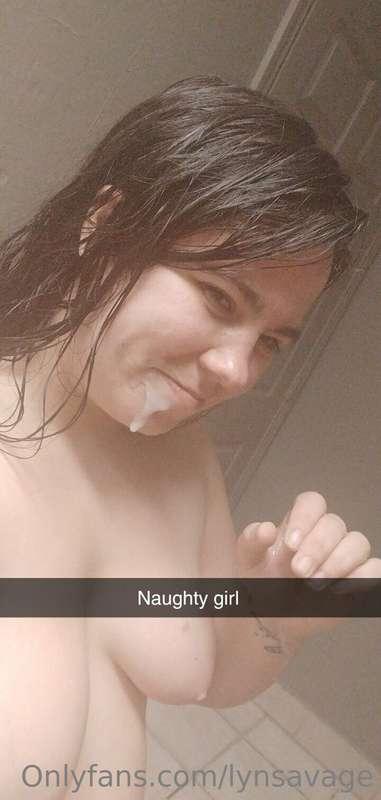At the shower my bf fucked me in and on the chair and he cum..