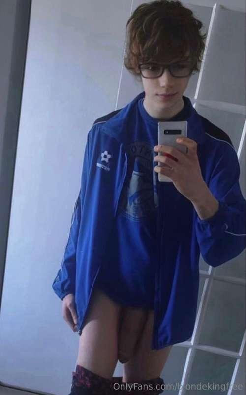 blondekingfree image #1