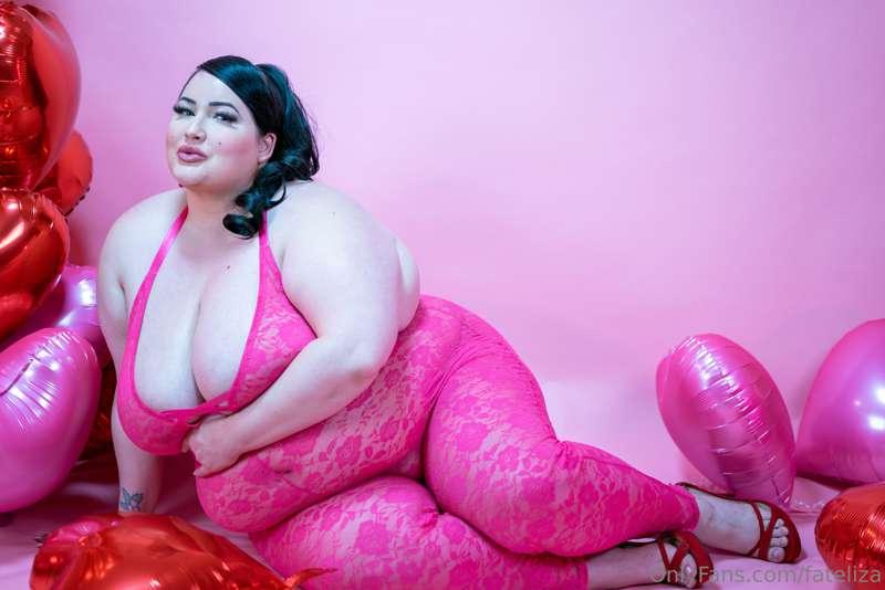 a teaser of my shoot tonight. I will edit the full set tomor..