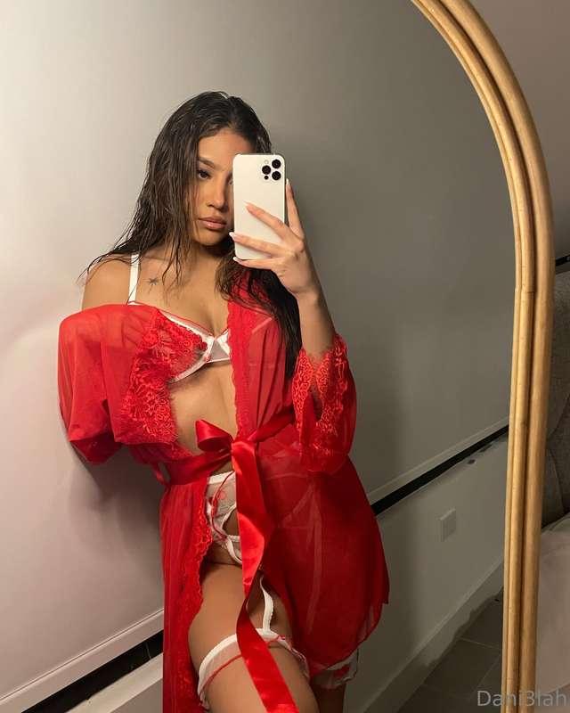 Happy Valentine’s Day!❤️ I love you so muchhhh 🥹 showing my ..