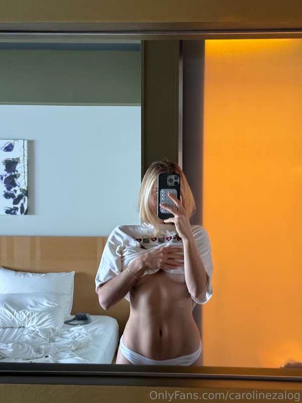 carolinezalog image #0