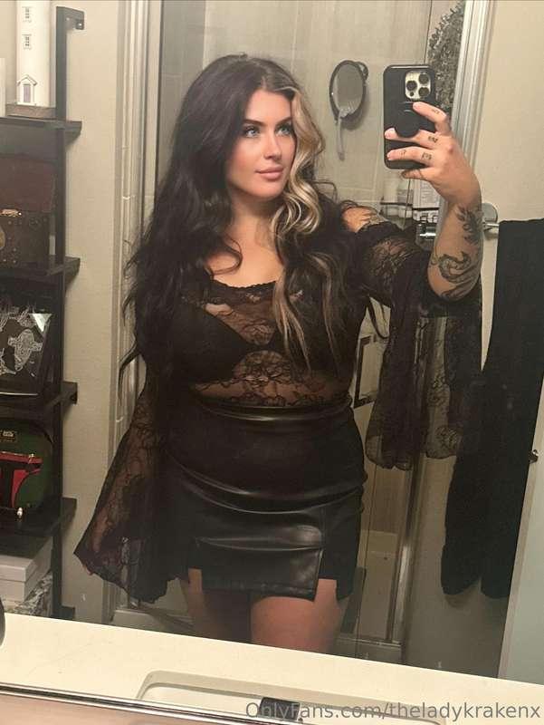 All black is indeed my vibe