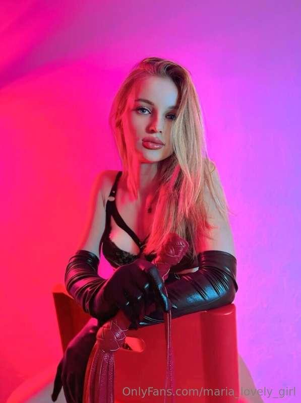 🔞PAGE 👉🏻 @chery_mary 👈🏻Horny girl 💕@chery_mary 💕 can show yo..