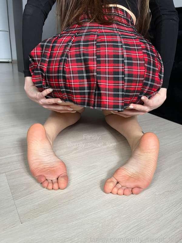 emily_sweet_feet image #11