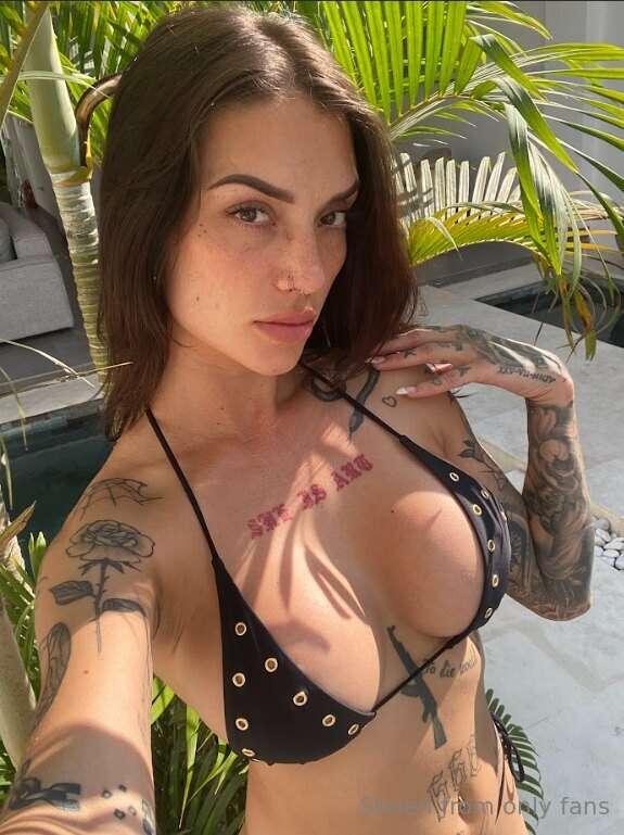 what are you in the mood for babe? 😙