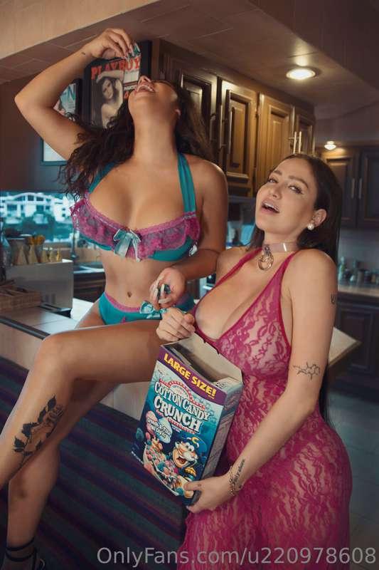 adivinen q😍 @celialoraoficial
