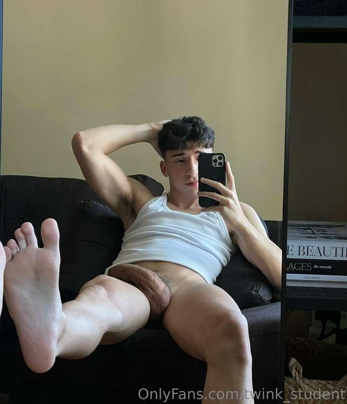What are licking first?  My feet? My armpits? My cock? 😈