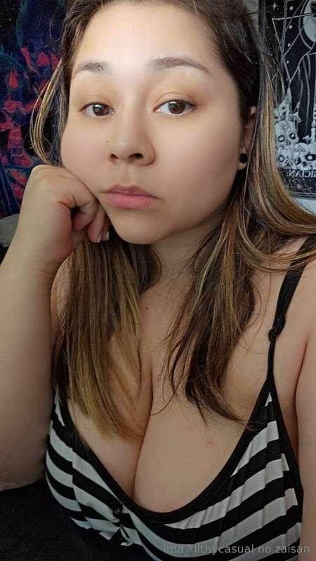 What’s your go-to mid-day craving?🍊✨And no, you can’t say me..