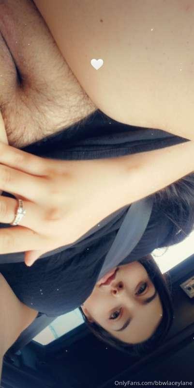 First thing I did after buying my 91 s10 was take pussy pics..