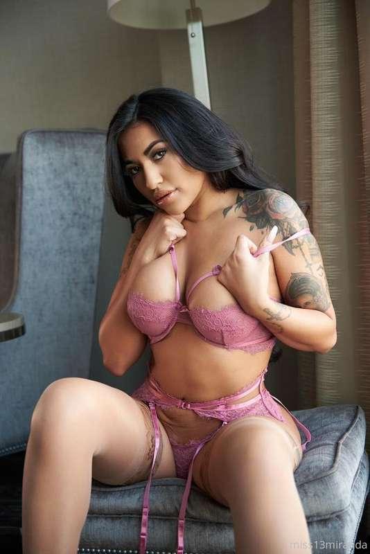 Sexy Saturday ready for you! 💗
