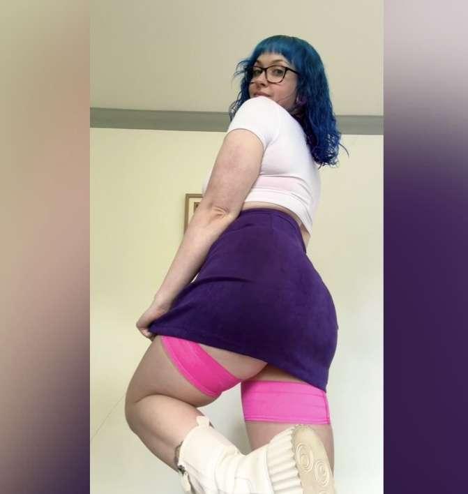 pretty in pink, pretty in purple, pretty in everything 💗💜
