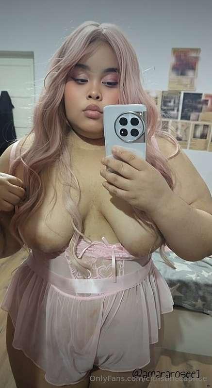 COME FUCK THE TIGHT HOLES OF THIS BBW GODDESS 😈👉🏽 @AMARAROSE..