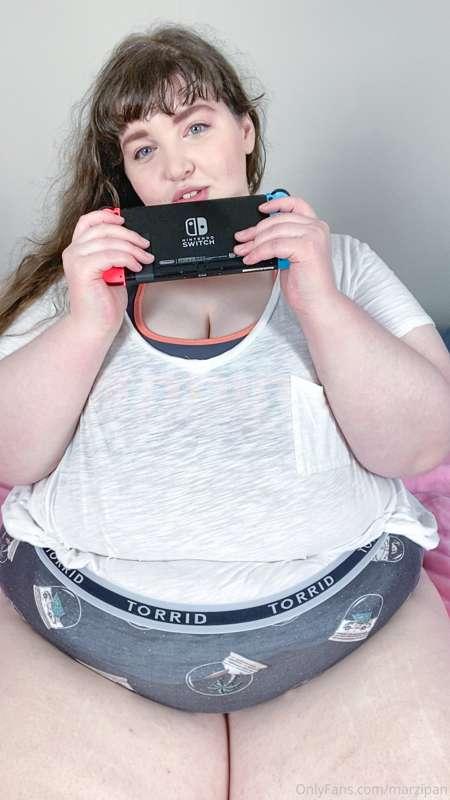 I can play video games and with my belly at the same time. W..