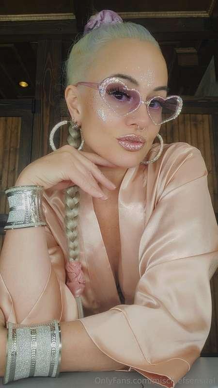 mischiefsensual image #2