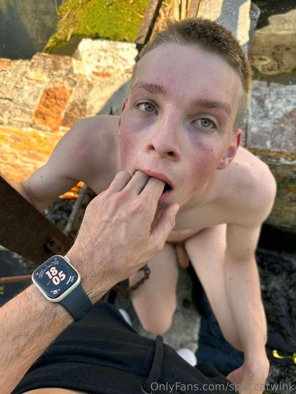 è uscito il secondo capitolo di SPACCAETERO vallo a vedere g..