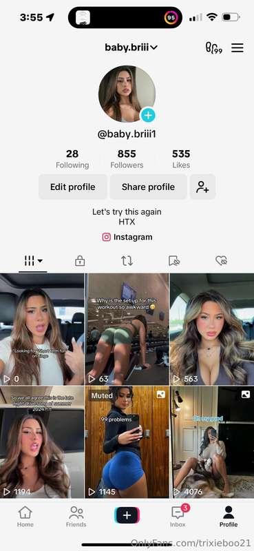 my main Tik Tok got deleted please get me to 1k and ill gift..