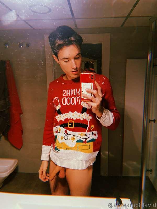 xmas mood 🎅🏻  I'm spending a few days in Alicante collabing ..