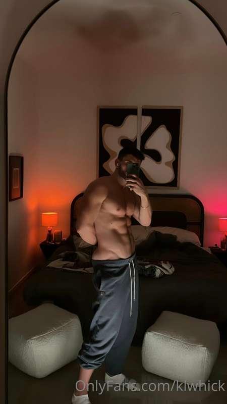 ✌🏼🏳️‍🌈