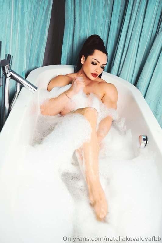 Bath time 🤫🧼