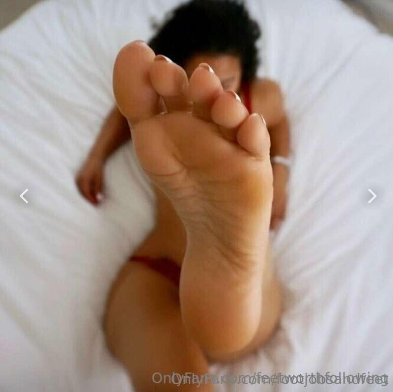 ••⚜️FeetWorthFollowing⚜️••
You have not experienced watching..